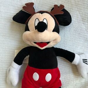 Micky (Disney stuffed Animal)